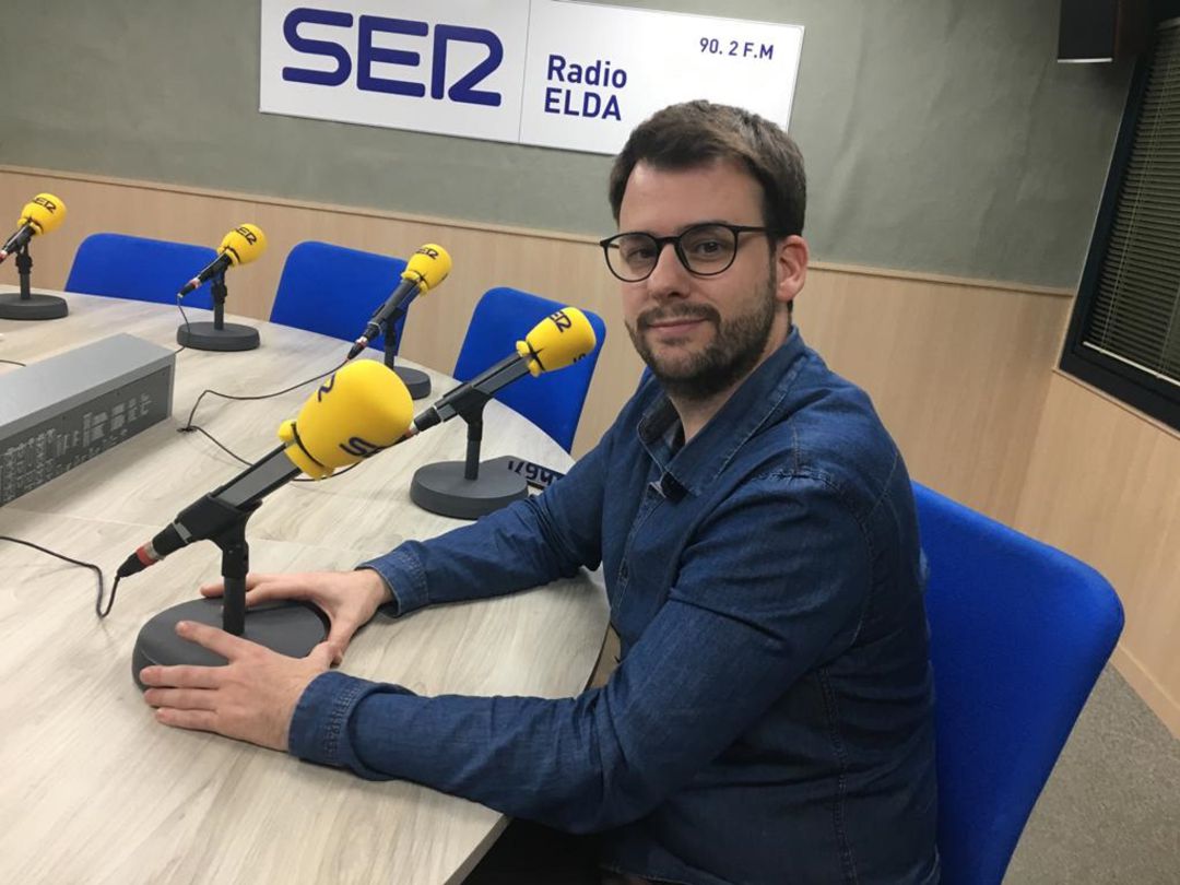 Fernando Portillo en Radio Elda Cadena SER Fernando Portillo en Radio Elda Cadena SER