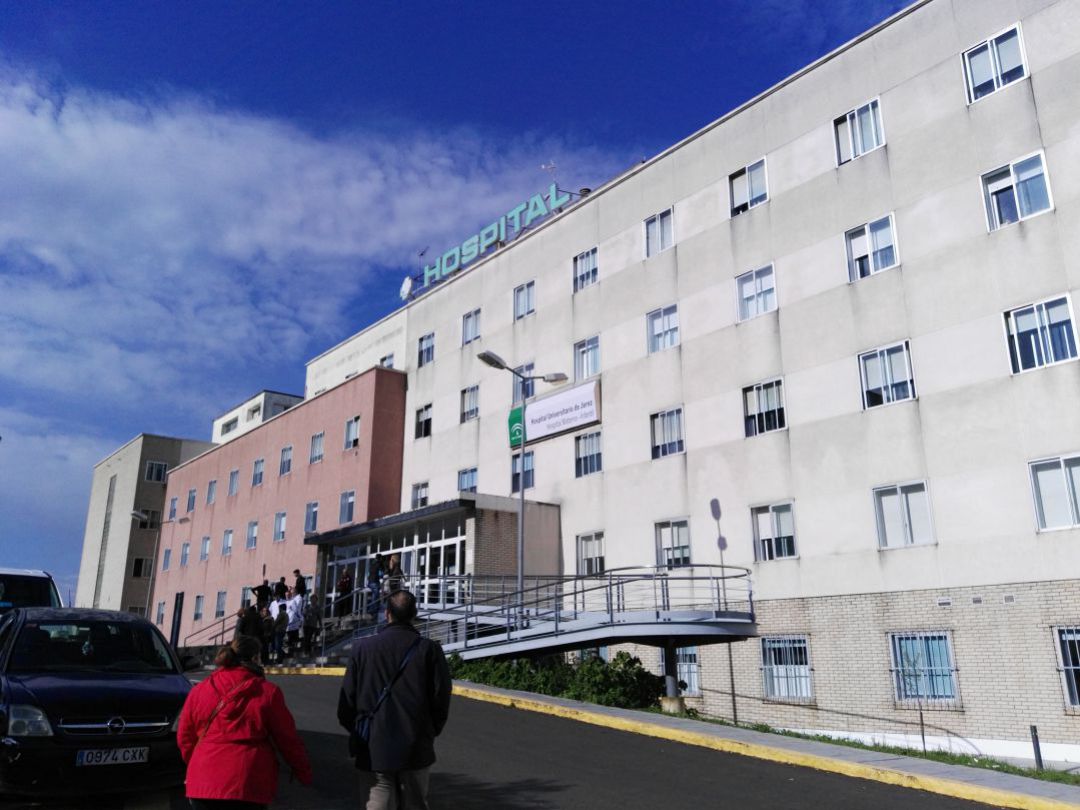 Una paciente denuncia haber sido manoseada mientras dormía en el Hospital de Jerez Una paciente denuncia haber sido manoseada mientras dormía en el Hospital de Jerez