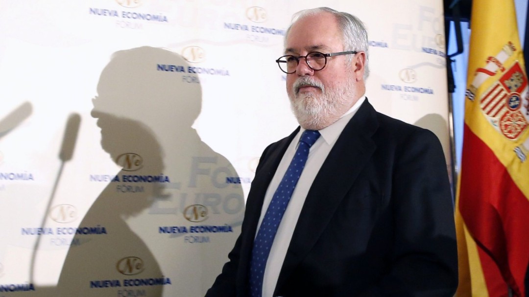 El jerezano Arias Cañete acaba su etapa en la Comisión Europea