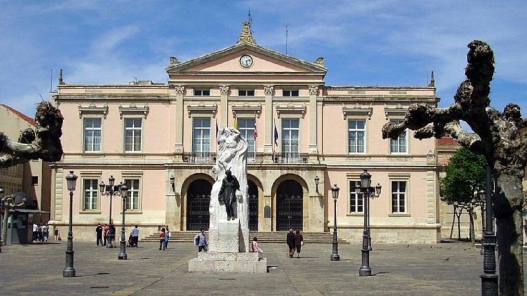 El Ayuntamiento de Palencia recorta las ayudas a asociaciones de vecinos