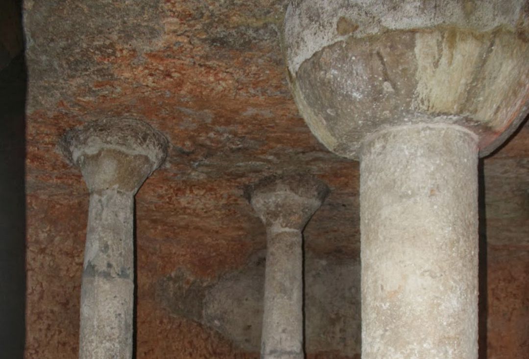 Interior de la cueva de la Yedra en Villarrubia de Santiago, en Toledo. Interior de la cueva de la Yedra en Villarrubia de Santiago, en Toledo.