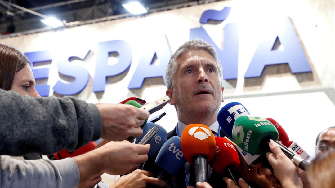 El ministro Marlaska liga el lanzamiento de la granada en un centro de menores extranjeros con los discursos de odio