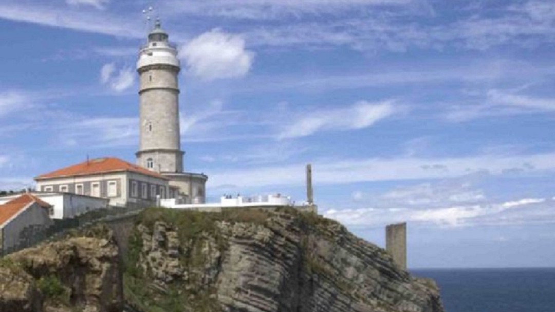 Un viaje por el Faro de Cabo Mayor