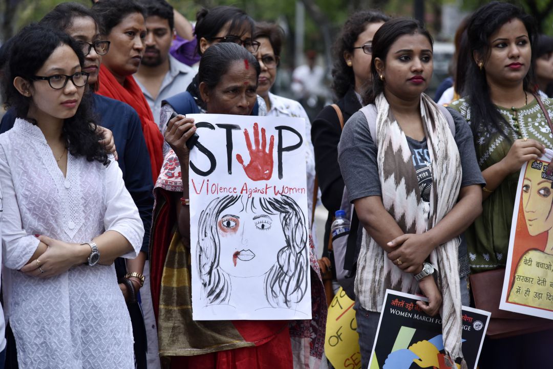 Manifestación rechazando la violencia contra las mujeres en Guwahati Manifestación rechazando la violencia contra las mujeres en Guwahati
