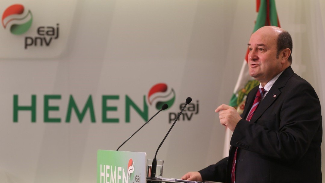 El PNV, optimista con la investidura: "La veo progresando y saliendo"