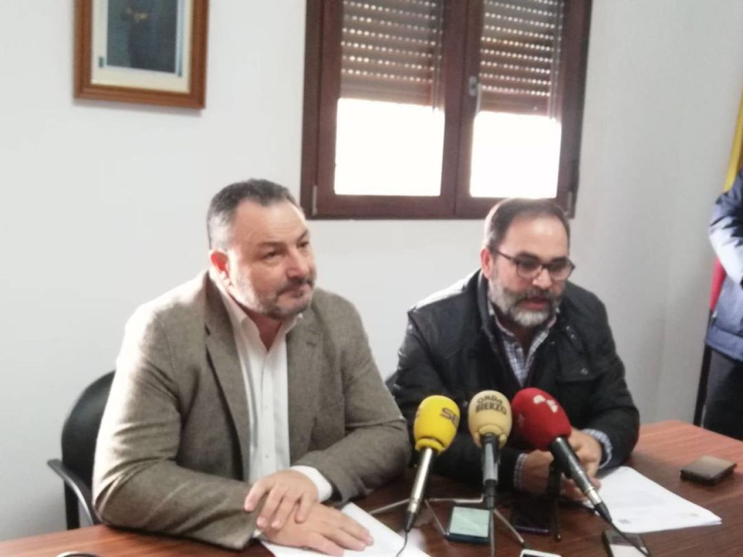 El presidente de la Diputación de León, Eduardo Morán, durante una visita a Carucedo El presidente de la Diputación de León, Eduardo Morán, durante una visita a Carucedo