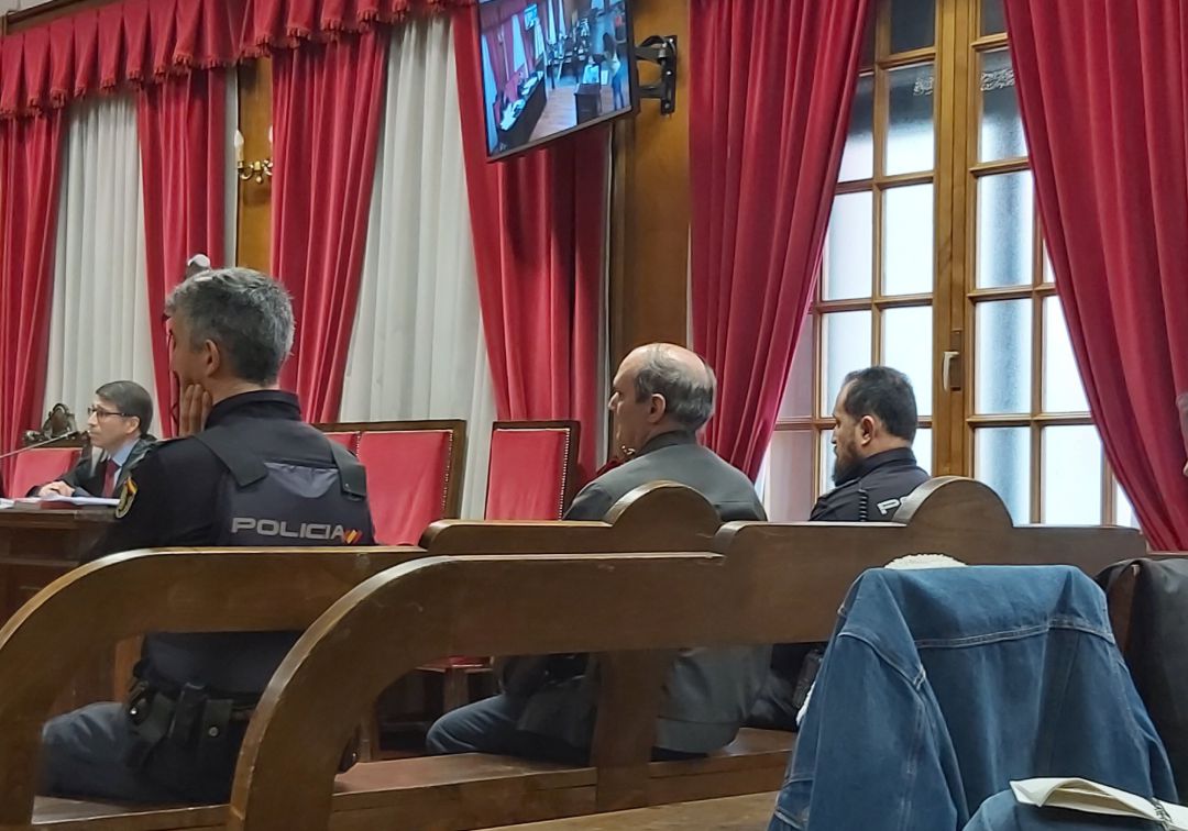 'Me pegó hasta 8 veces con una sartén'