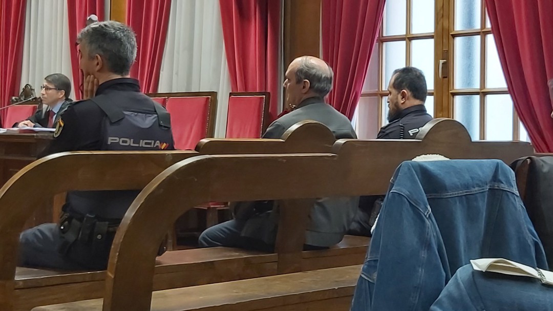'Me pegó hasta 8 veces con una sartén'