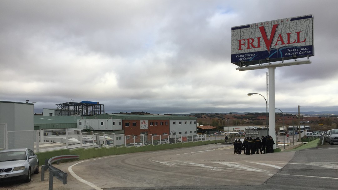 Acuerdo para acabar con los falsos autónomos en las cárnicas de la región