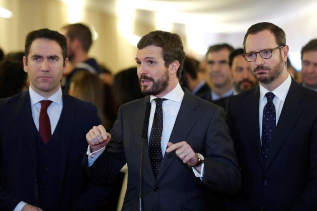 Los diputados del PP, Pablo Casado, Javier Maroto (d) y Teodoro García Egea (i), esta mañana al Congreso de los Diputados. Los diputados del PP, Pablo Casado, Javier Maroto (d) y Teodoro García Egea (i), esta mañana al Congreso de los Diputados.