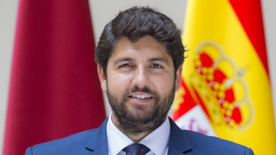 López Miras reclama "estabilidad, respeto a la ley, diálogo y moderación para seguir avanzando"