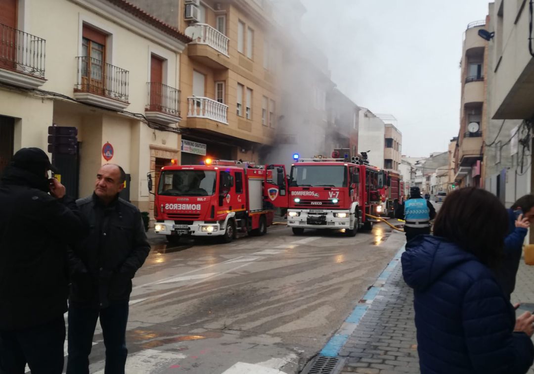 Extinguido el incendio de Villarrobledo que obligó al desalojo de 40 personas