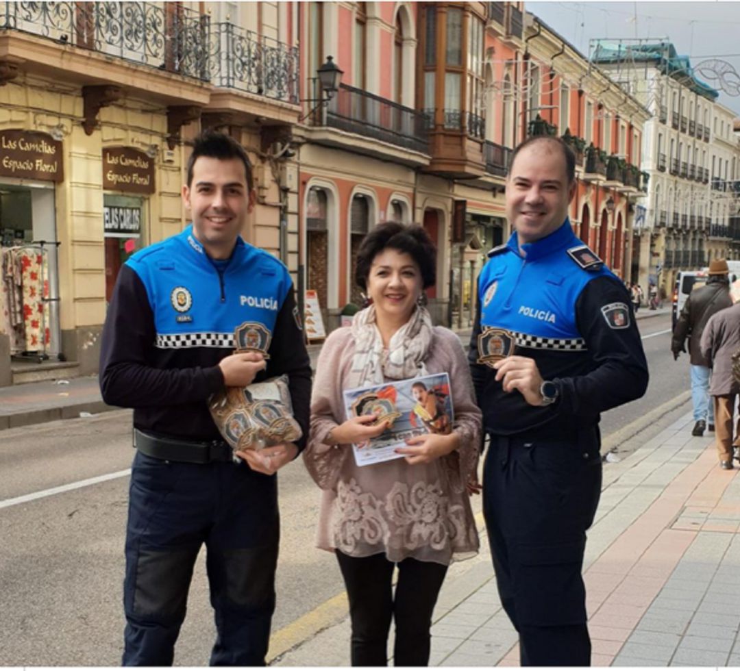 Los Escudos Solidarios llegan al comercio de Palencia Los Escudos Solidarios llegan al comercio de Palencia
