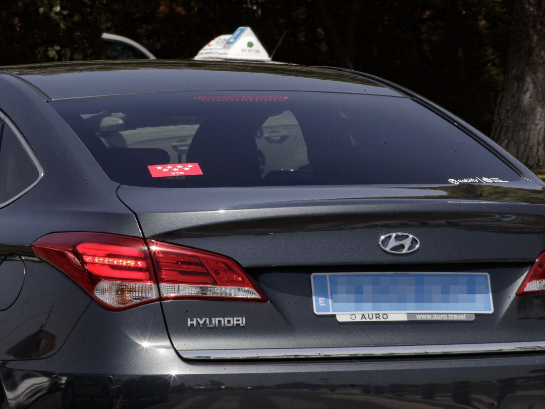 Coche VTC de empresas como Cabify y Uber. Coche VTC de empresas como Cabify y Uber.