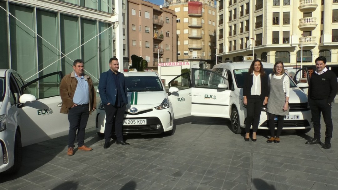 Movilidad quiere lograr una flota de taxis 100% ecológica en los próximos años