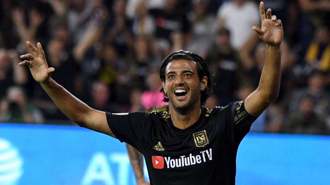 Carlos Vela tiene una oferta del Barcelona