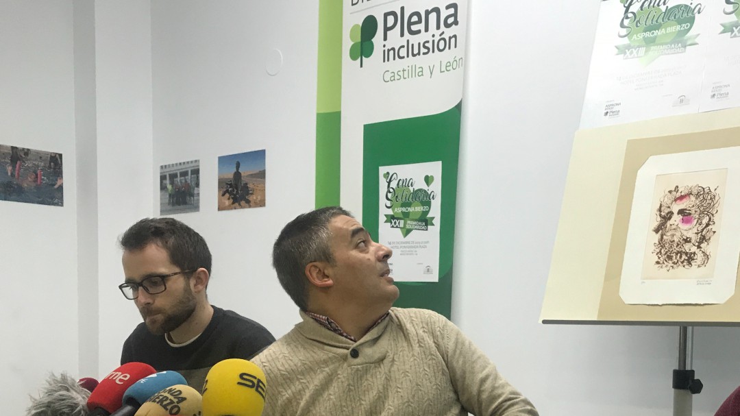 ASPRONA reconoce el apoyo laboral a discapacitados de Decathlon- Ponferrada