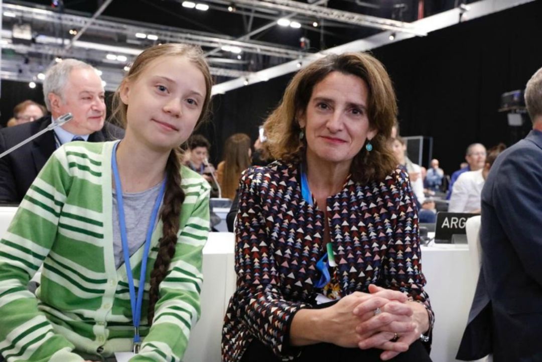 La joven activista sueca Greta Thunberg, y la ministra para la Transición Ecológica en funciones, Teresa Ribera. La joven activista sueca Greta Thunberg, y la ministra para la Transición Ecológica en funciones, Teresa Ribera.