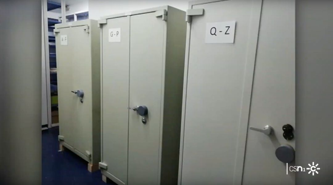 El PSOE carga contra el PP por los "cajas fuertes" de los ERE: "Son archivos" El PSOE carga contra el PP por los "cajas fuertes" de los ERE: "Son archivos"