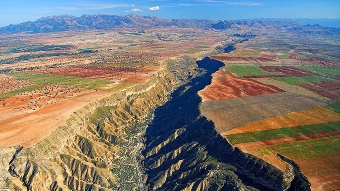 La Diputación asegura que la certificación de la Unesco del Geoparque "no corre peligro" por las macrogranjas