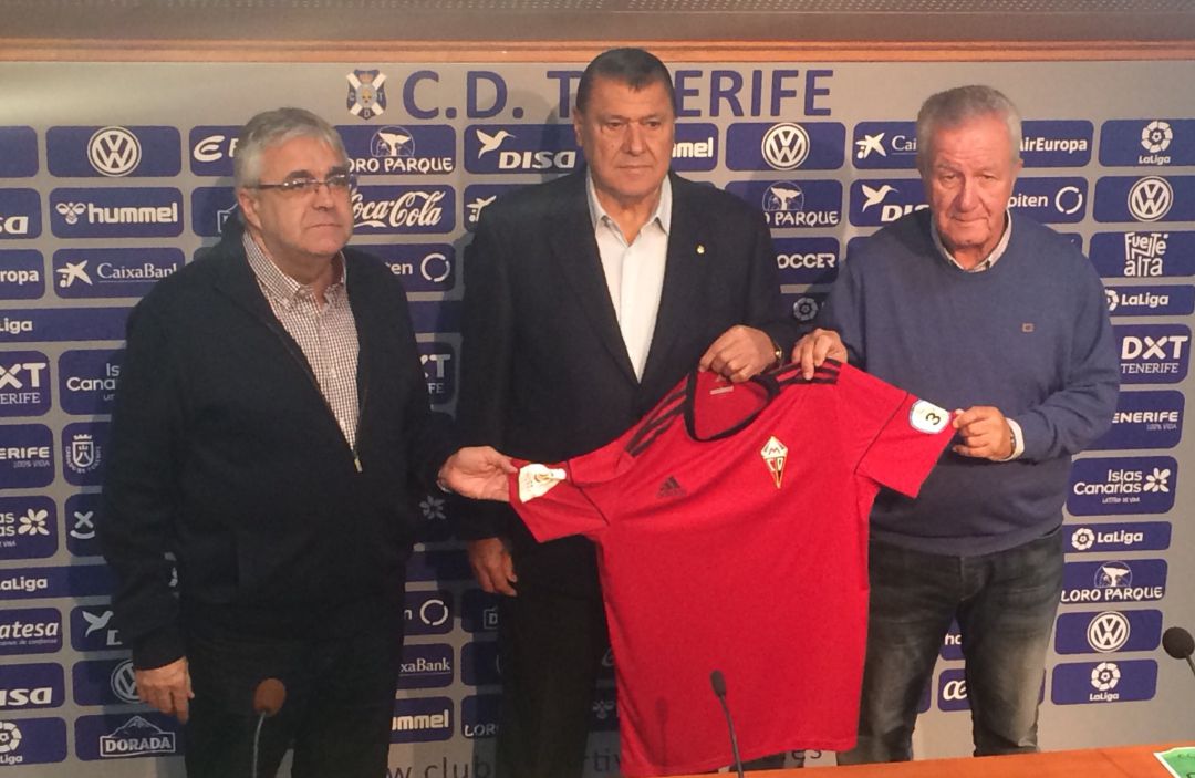 Presentación de la eliminatoria que disputarán ambos clubes el día 17 Presentación de la eliminatoria que disputarán ambos clubes el día 17