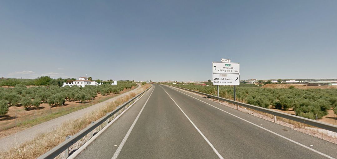 Carretera A-312, donde fue hallado el ciclista. Carretera A-312, donde fue hallado el ciclista.