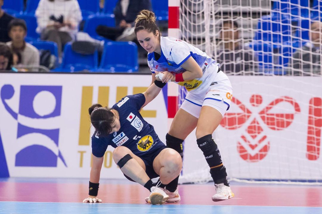 La leonesa Mireya González, en un lance del penúltimo partido de la fase principal La leonesa Mireya González, en un lance del penúltimo partido de la fase principal