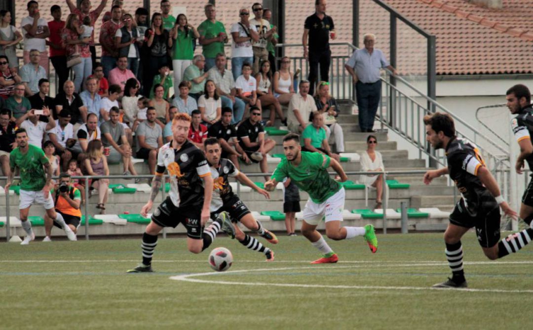 Unionistas Salamanca Guijuelo Jornada 16 Segunda División B: El CD Guijuelo busca romper su maleficio ante Unionistas de Salamanca Unionistas Salamanca Guijuelo Jornada 16 Segunda División B: El CD Guijuelo busca romper su maleficio ante Unionistas de Salamanca