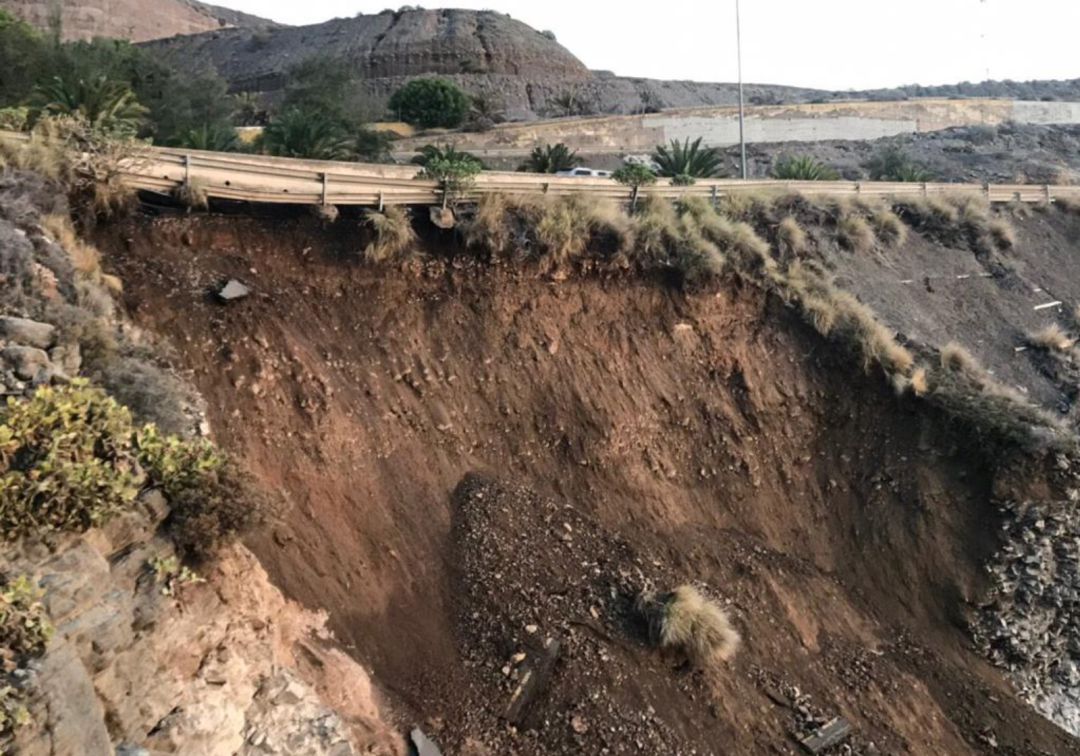 El Cabildo abrirá un segundo carril el viernes pero las obras para reparar la GC-1 durarán seis meses