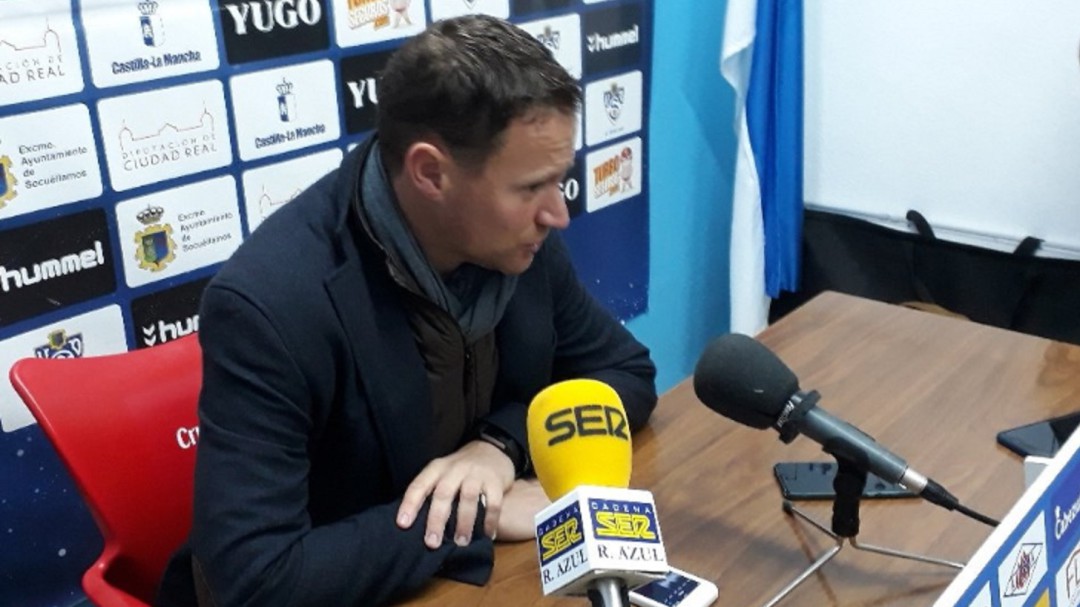 Mario Simón: "Me gusta mucho el Pedroñeras, es un equipo bien trabajado"