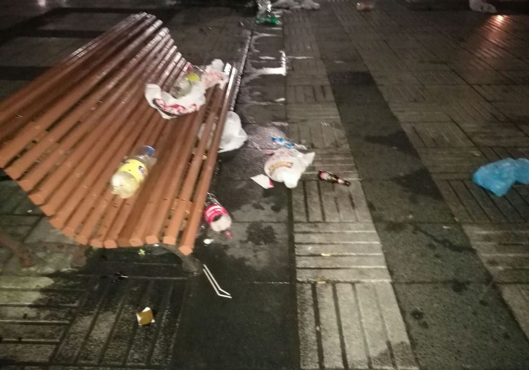 El Concello abre el proceso para prohibir el botellón en los jardines