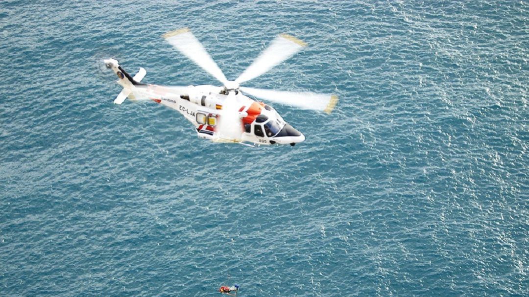 Finalmente, el helicóptero de Salvamento Marítimo y su tripulación se quedan en València