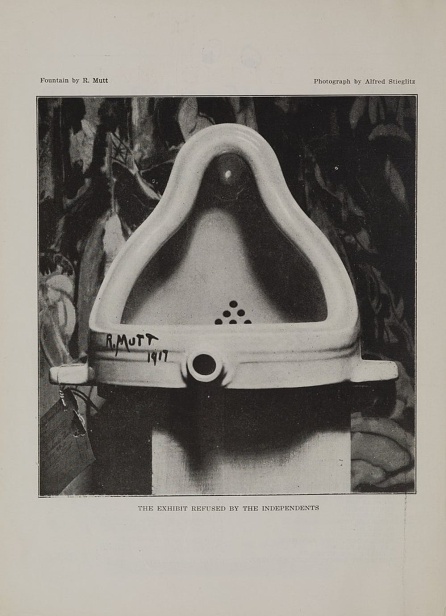 Fotografía de ‘Fountain’ publicada en ‘The blind man’ (Marcel Duchamp, 1917). Fotografía de ‘Fountain’ publicada en ‘The blind man’ (Marcel Duchamp, 1917).