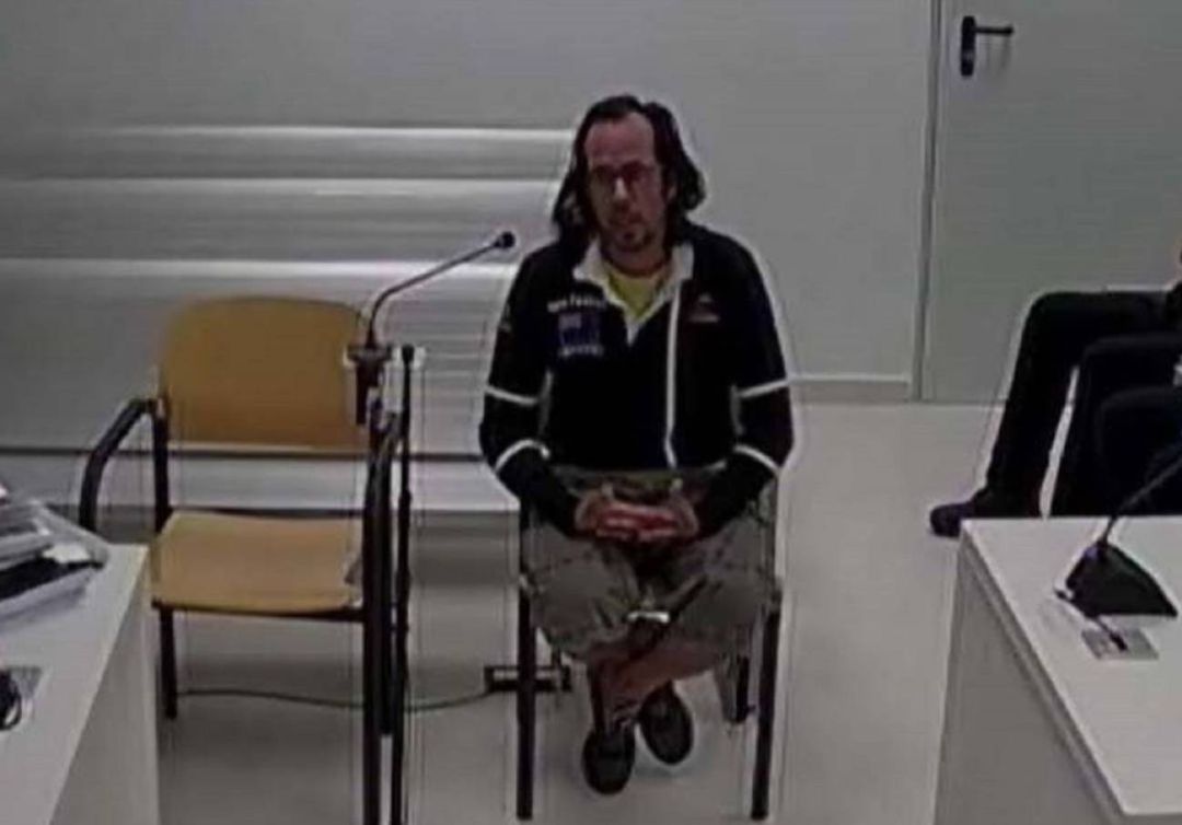 Jordi Ros en su declaración ante el juez en la que confirmó su papel en los CDR y agradeció el trato policial. Jordi Ros en su declaración ante el juez en la que confirmó su papel en los CDR y agradeció el trato policial.