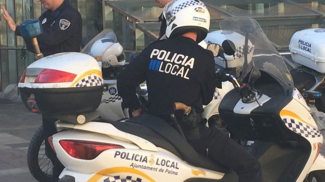 Procesan a una treintena de policías locales por presuntos beneficios a Cursach