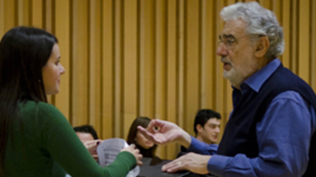 Oltra partidaria de que el Centro de Perfeccionamiento del Palau de les Arts deje de llamarse Plácido Domingo
