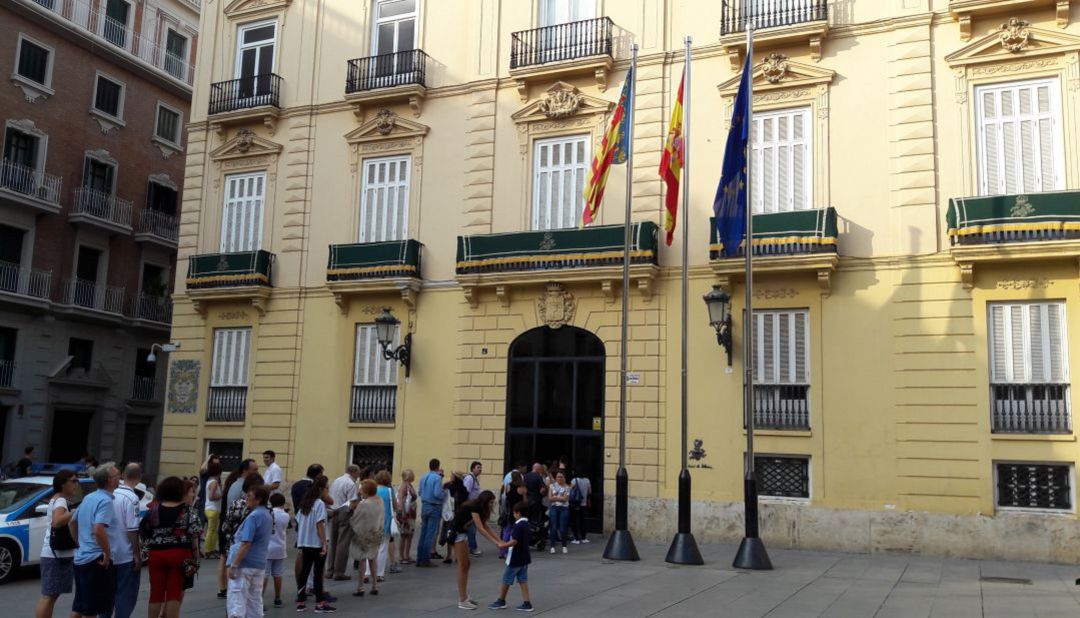 Fachada de la Diputación de Valencia Fachada de la Diputación de Valencia