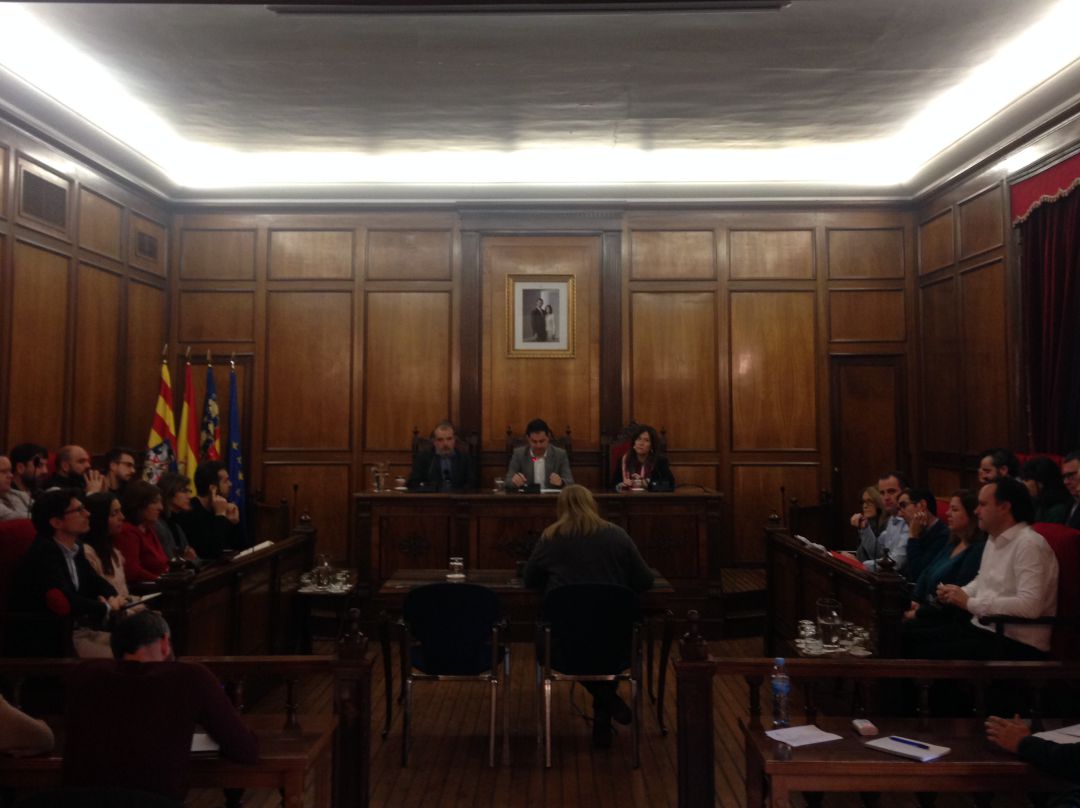 Aprobados los cambios en la fiesta de los Reyes Magos de Alcoy: Luz verde al recorte en la Cabalgata y Bando Aprobados los cambios en la fiesta de los Reyes Magos de Alcoy: Luz verde al recorte en la Cabalgata y Bando