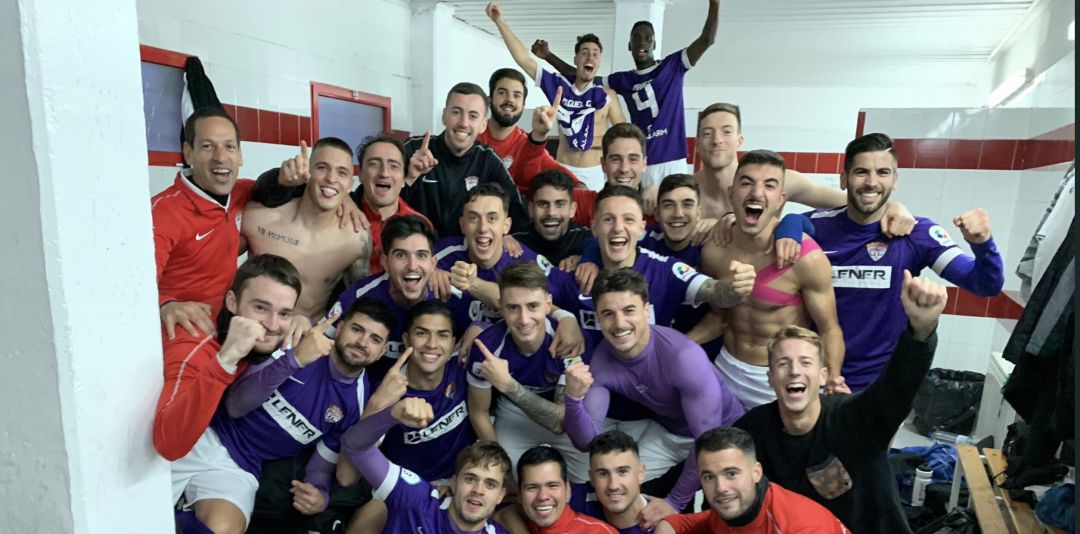 El Deportivo Guadalajara nuevo líder del grupo 18 de 3ª división: El CD Guadalajara, nuevo líder del grupo El Deportivo Guadalajara nuevo líder del grupo 18 de 3ª división: El CD Guadalajara, nuevo líder del grupo