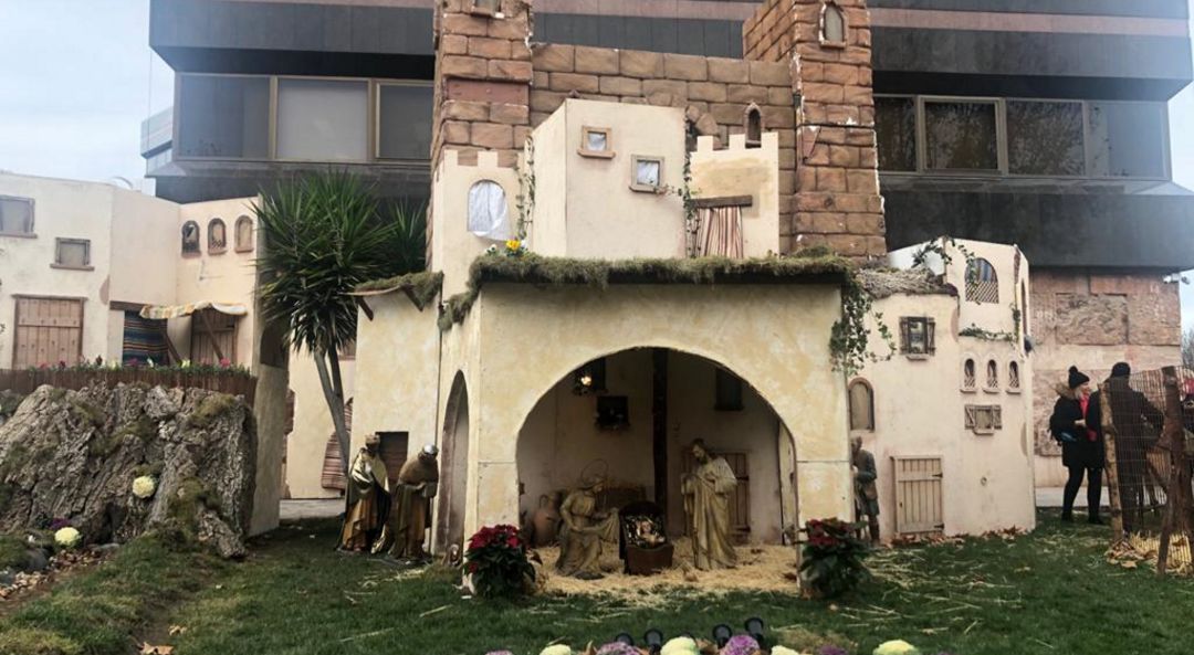 Eurocaja Rural inaugura su tradicional belén con más de 60 animales Eurocaja Rural inaugura su tradicional belén con más de 60 animales