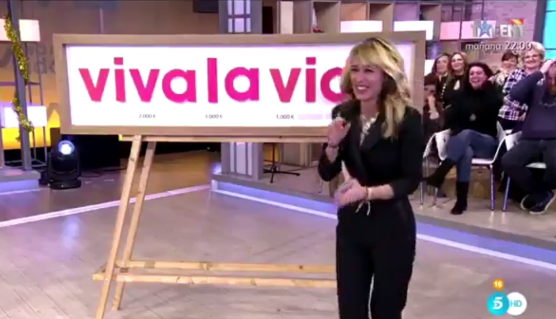 El ataque de risa de Emma García en 'Viva la vida' El ataque de risa de Emma García en 'Viva la vida'