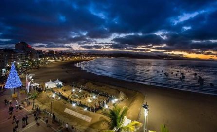 Playa de las Canteras (Gran Canaria). Playa de las Canteras (Gran Canaria).