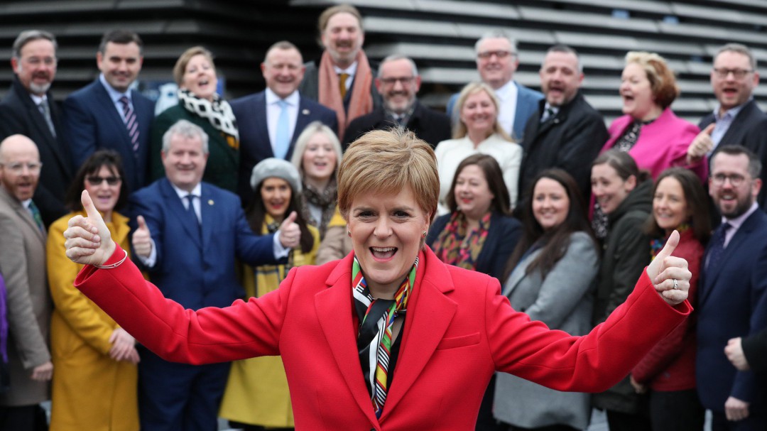 Sturgeon solicitará un nuevo referéndum a Londres a finales de esta semana