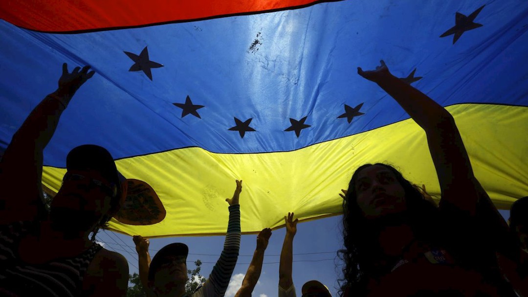 El Gobierno apuntala su plan de ayuda a los canarios residentes en Venezuela