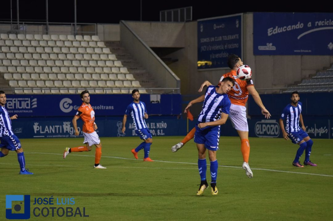 Primera ronda Copa Rey Fútbol Unionistas de Salamanca CD Guijuelo: Nada que perder y mucho que ganar: la Copa regresa a Salamanca Primera ronda Copa Rey Fútbol Unionistas de Salamanca CD Guijuelo: Nada que perder y mucho que ganar: la Copa regresa a Salamanca