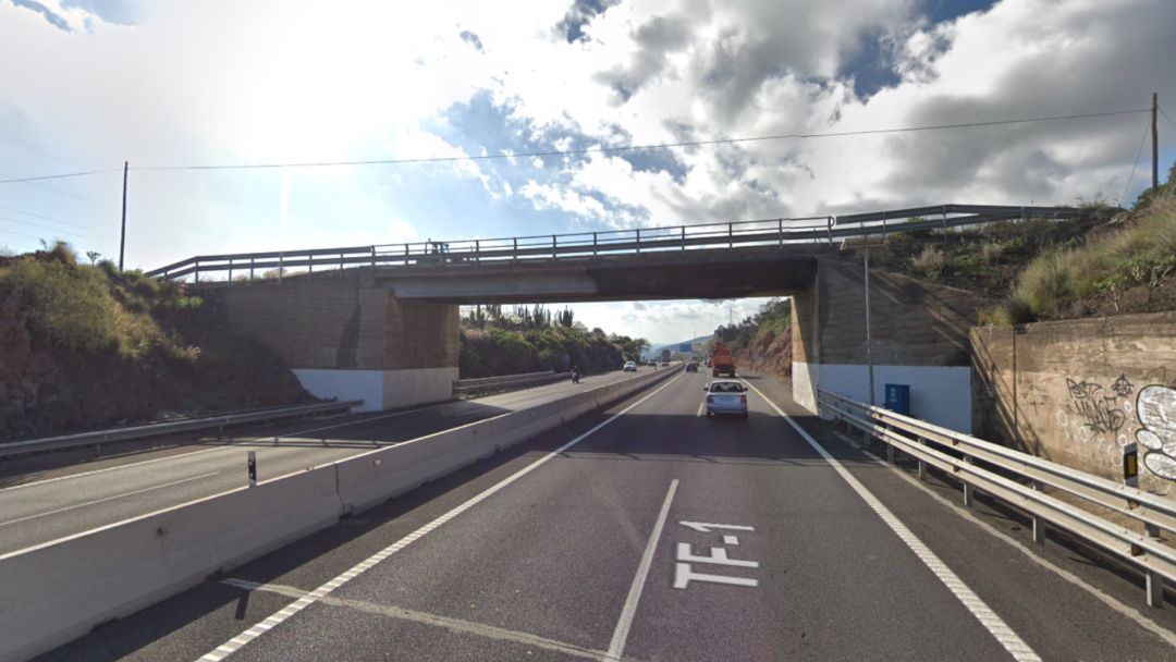 Puente de la TF1 a la altura de Güímar Puente de la TF1 a la altura de Güímar