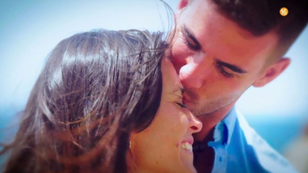 Álex y Fiama, una de las parejas de 'La isla de las tentaciones' Álex y Fiama, una de las parejas de 'La isla de las tentaciones'