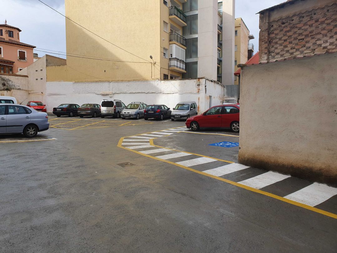Nuevo aparcamiento en la plaza de abastos de Guadix Nuevo aparcamiento en la plaza de abastos de Guadix