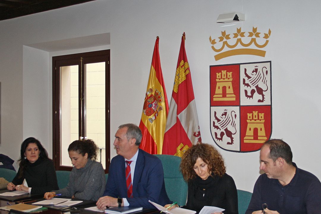 Reunión de la Comisión territorial de Patrimonio en la Delegación Territorial de la Junta en Segovia Reunión de la Comisión territorial de Patrimonio en la Delegación Territorial de la Junta en Segovia