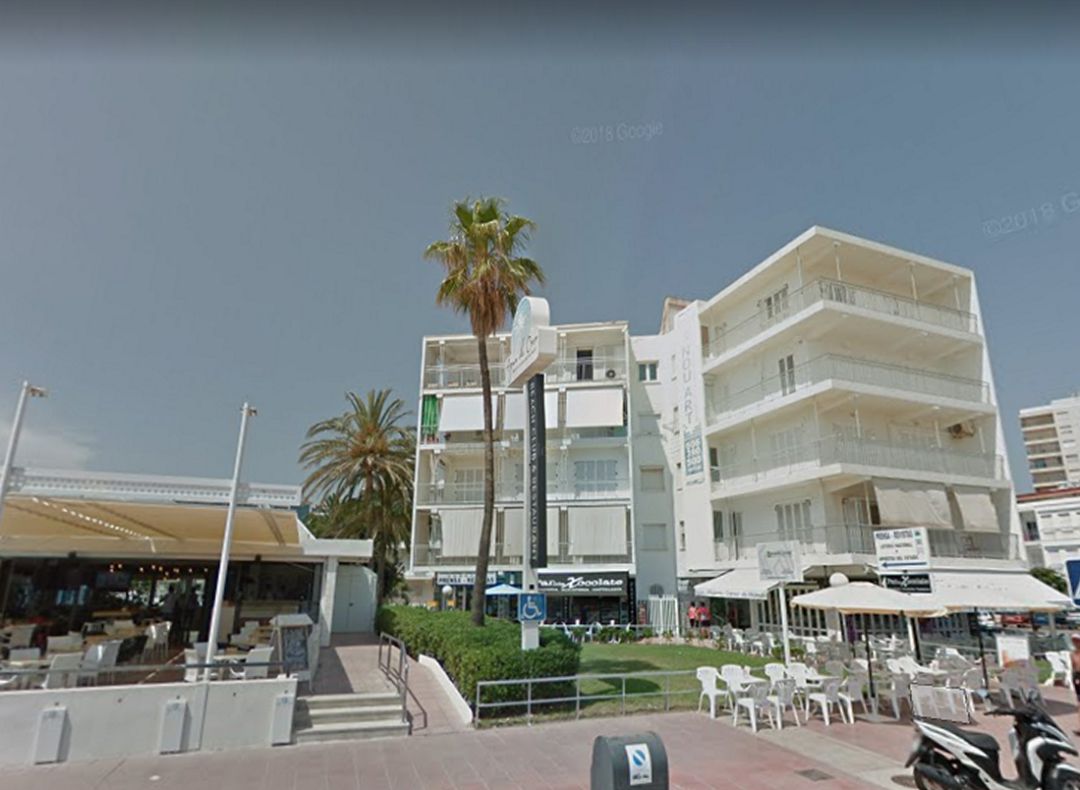 Kiosko la Ducal en el Paseo Neptuno 79 de la playa de Gandia Kiosko la Ducal en el Paseo Neptuno 79 de la playa de Gandia